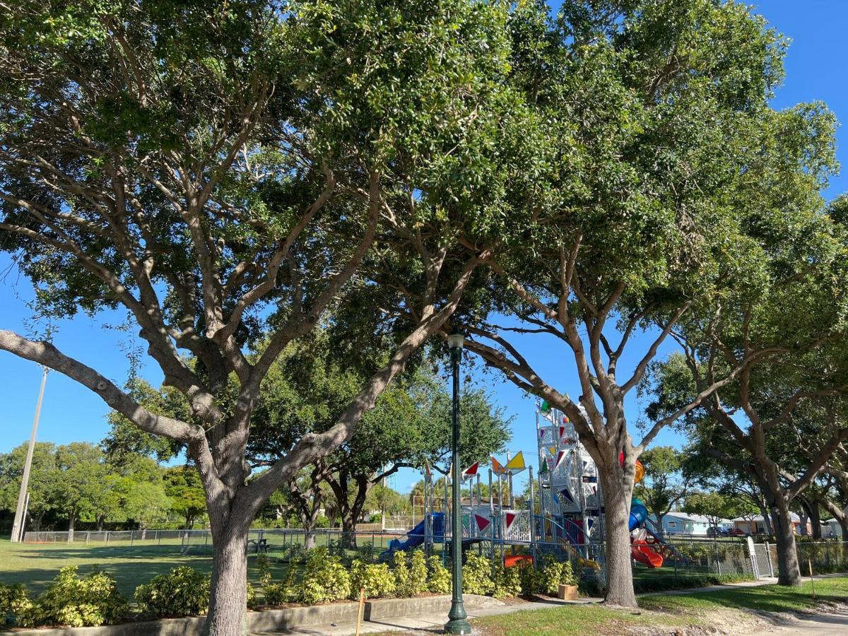 Cozy Studio Near Atlantic Ave W/Private Patio Apartamento Delray Beach Exterior foto